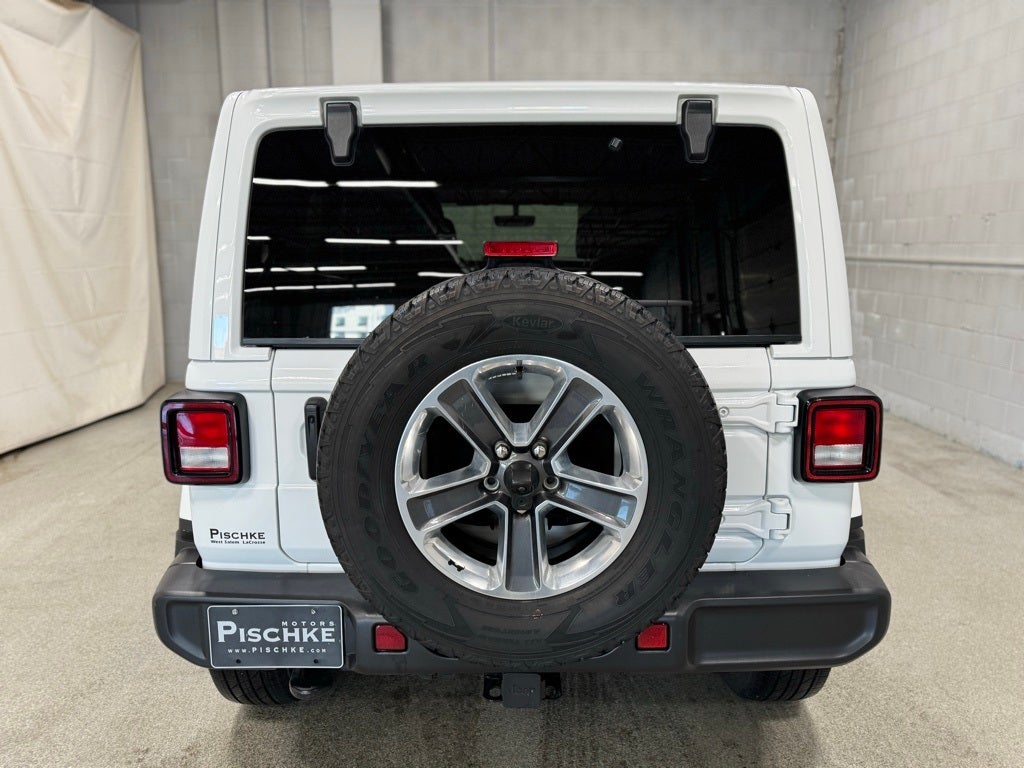 2022 Jeep Wrangler Unlimited Sahara 4x4