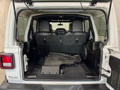 2022 Jeep Wrangler Unlimited Sahara 4x4