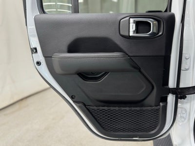 2022 Jeep Wrangler Unlimited Sahara 4x4