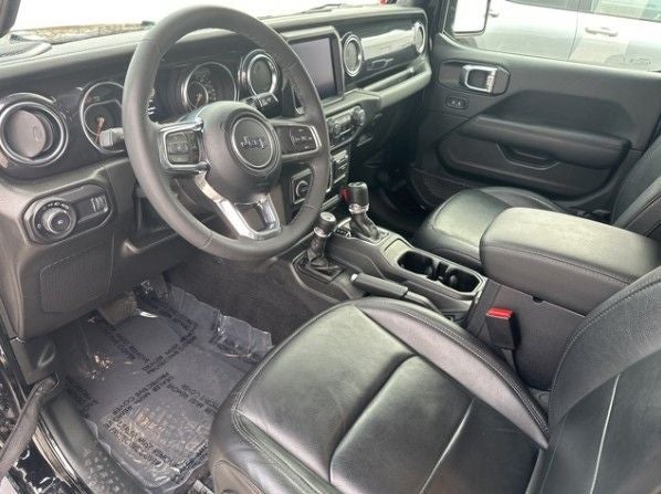 2023 Jeep Wrangler 4-Door Sahara Altitude 4x4