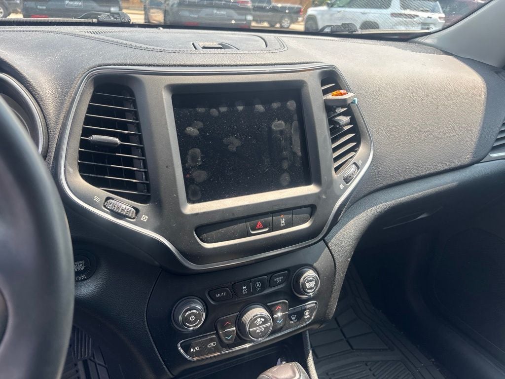 2022 Jeep Cherokee Latitude Lux 4x4
