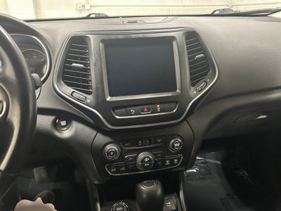 2021 Jeep Cherokee Latitude Lux 4X4