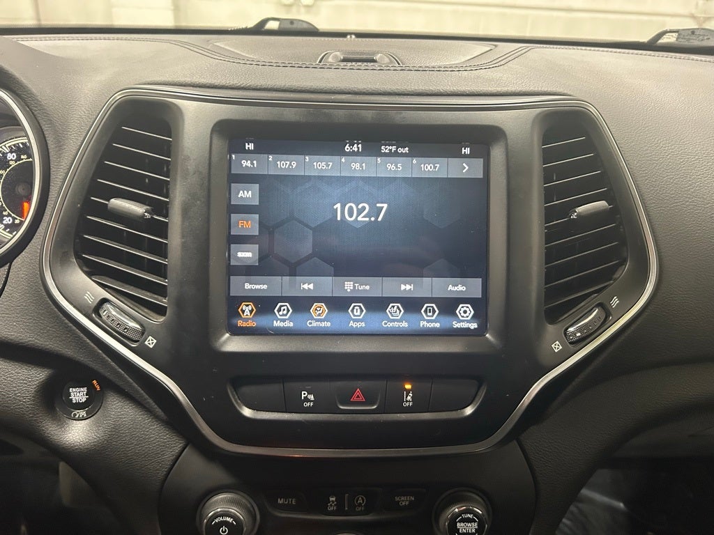 2021 Jeep Cherokee Latitude Lux 4X4