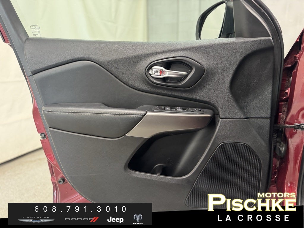 2021 Jeep Cherokee Latitude Lux 4X4