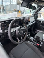 2024 Jeep Wrangler 2-Door Willys 4x4