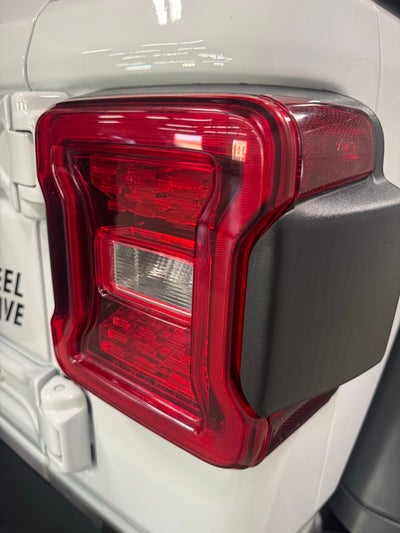 2024 Jeep Wrangler 4-Door Willys 4x4