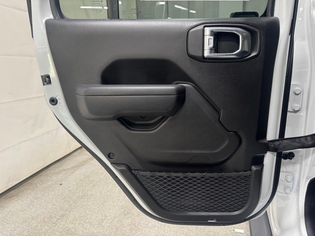 2024 Jeep Wrangler 4-Door Willys 4x4