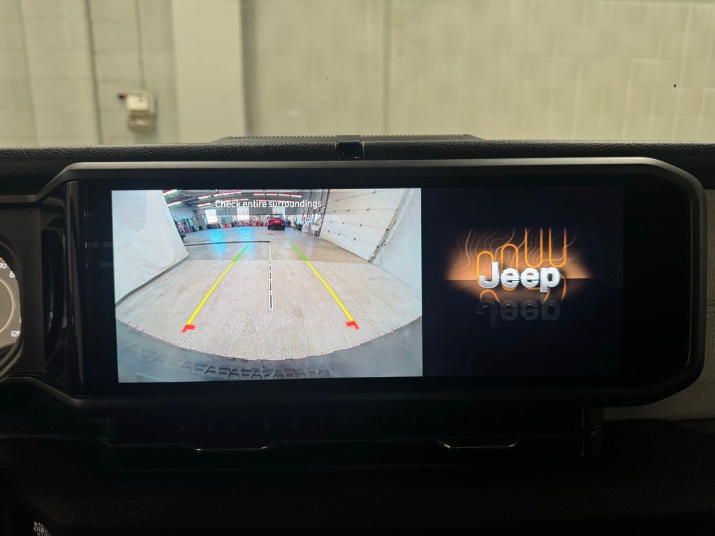 2024 Jeep Wrangler 4-Door Willys 4x4