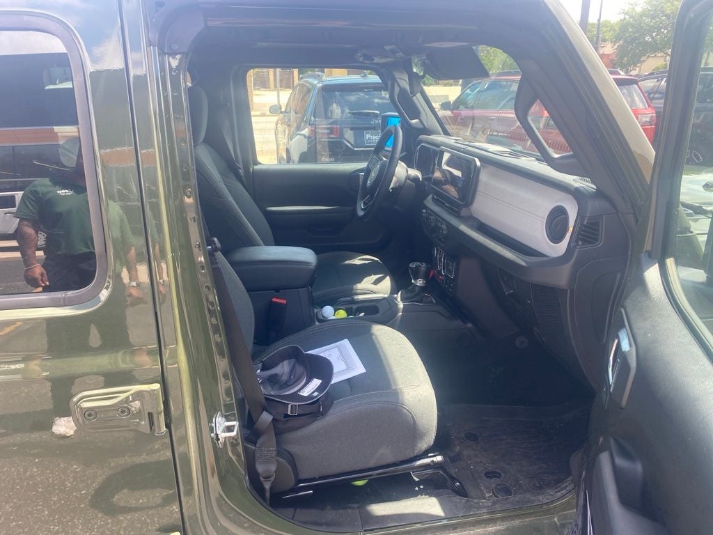 2024 Jeep Wrangler 4-Door Willys 4x4