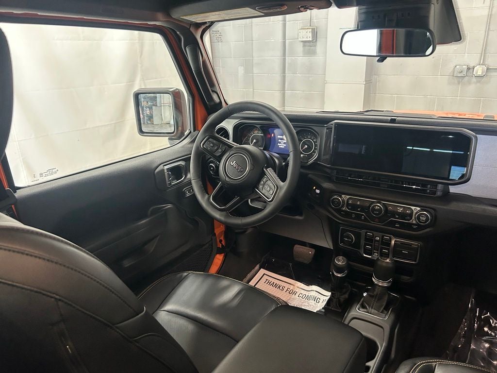 2025 Jeep Wrangler 4-Door Summit 4x4