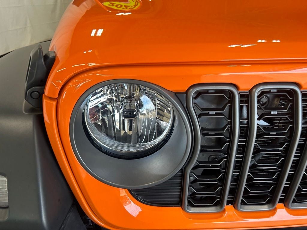 2025 Jeep Wrangler 4-Door Summit 4x4