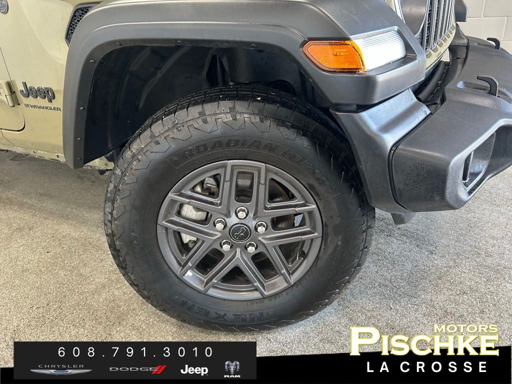 2025 Jeep Wrangler 4-Door Summit 4x4