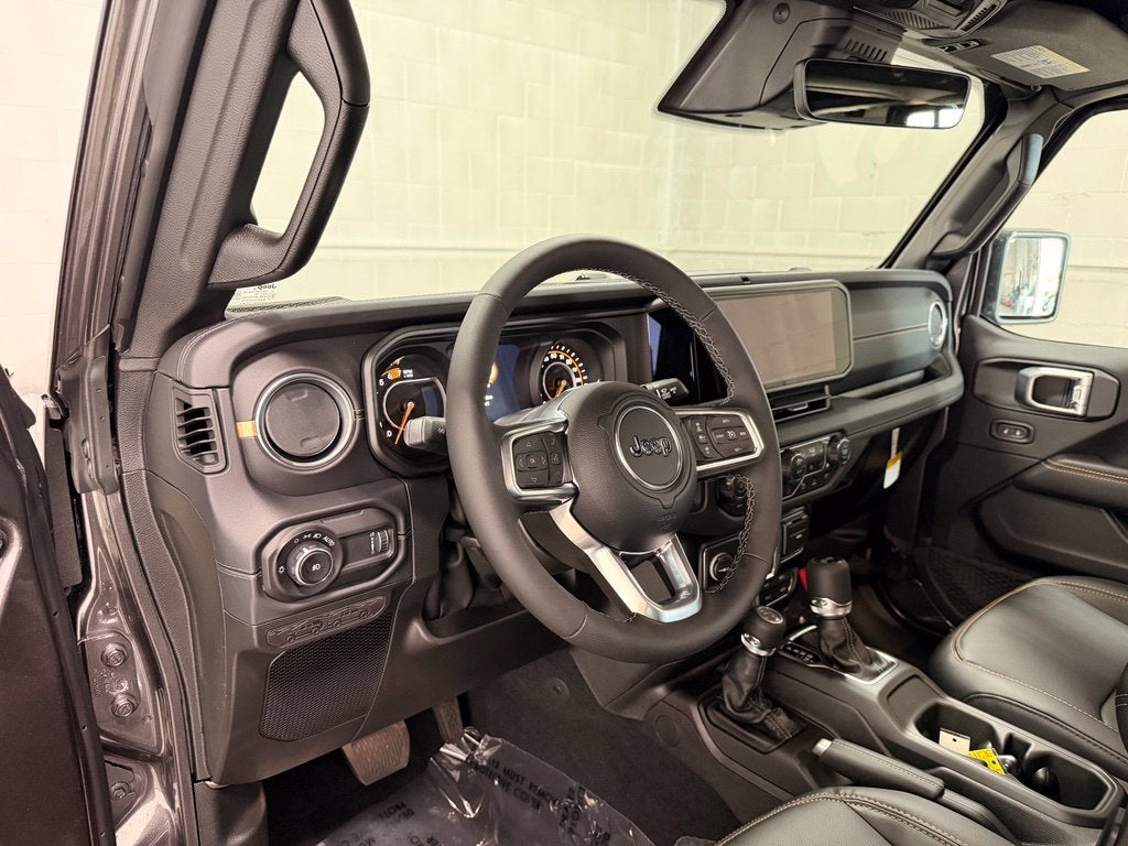 2027 Jeep Wrangler WRANGLER 4-DOOR SAHARA