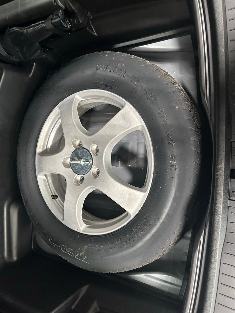 2024 Jeep Grand Cherokee Laredo 4x4