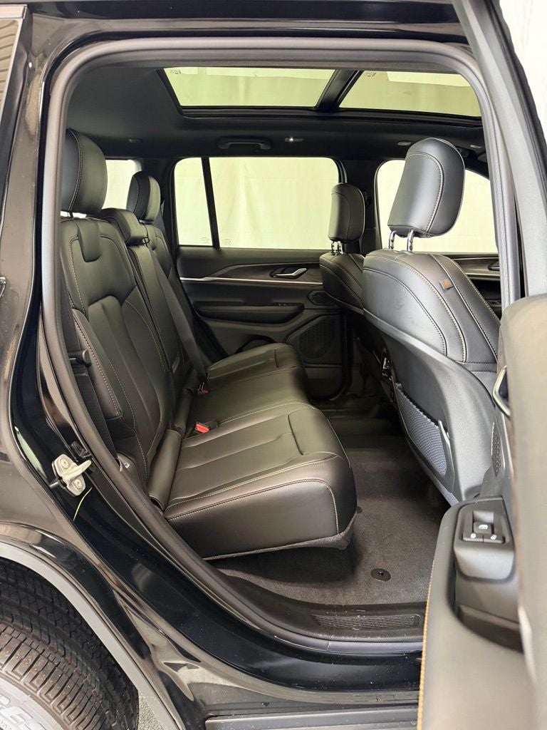 2026 Jeep Grand Cherokee GRAND CHEROKEE 85TH ANNIVERSARY EDITION 4X4