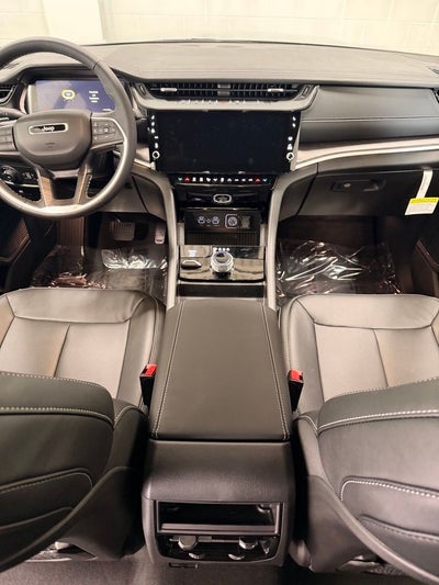 2027 Jeep Grand Cherokee GRAND CHEROKEE LIMITED RESERVE 4X4