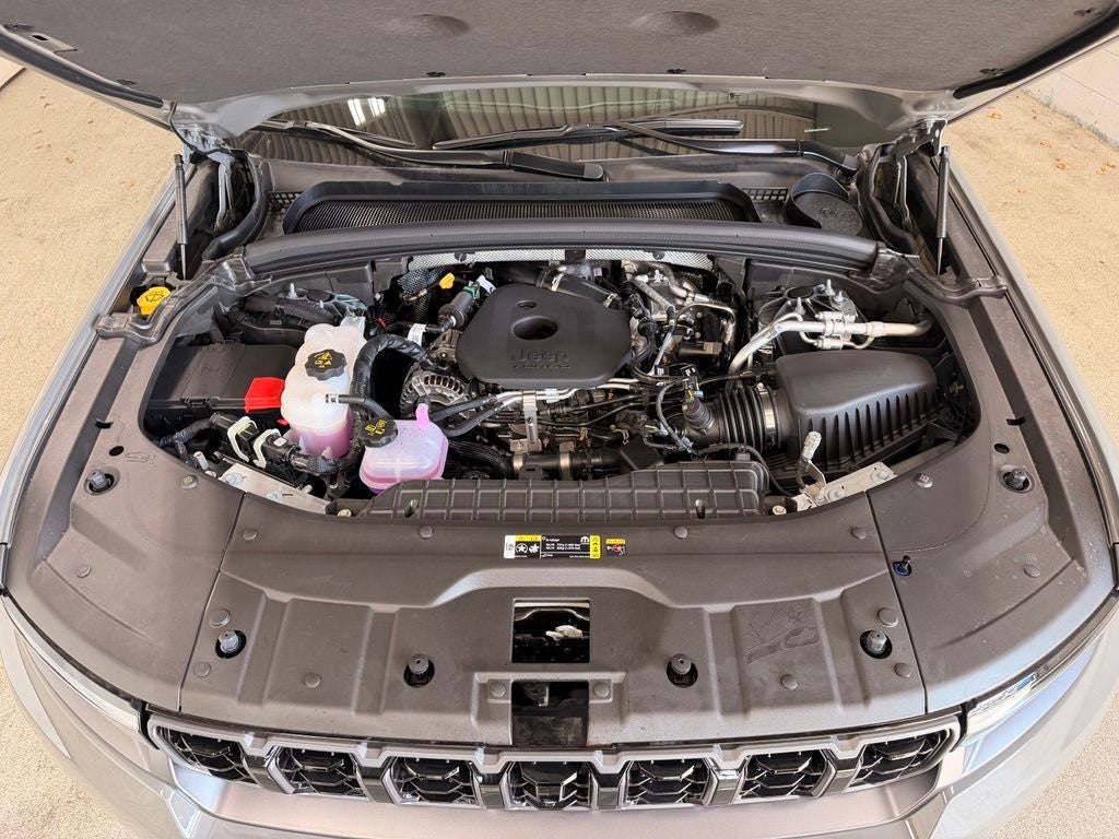 2027 Jeep Grand Cherokee Limited Reserve