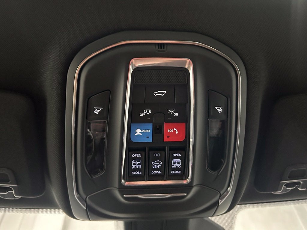 2027 Jeep Grand Cherokee GRAND CHEROKEE LIMITED RESERVE 4X4