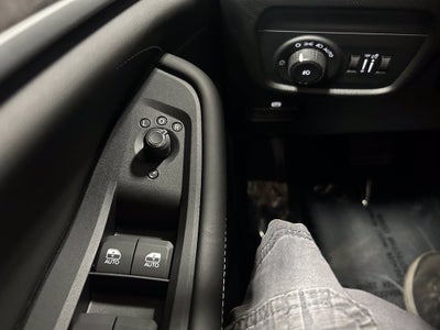 2027 Jeep Grand Cherokee GRAND CHEROKEE LIMITED RESERVE 4X4