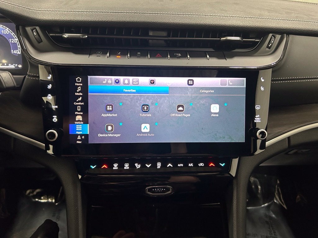 2027 Jeep Grand Cherokee GRAND CHEROKEE LIMITED RESERVE 4X4