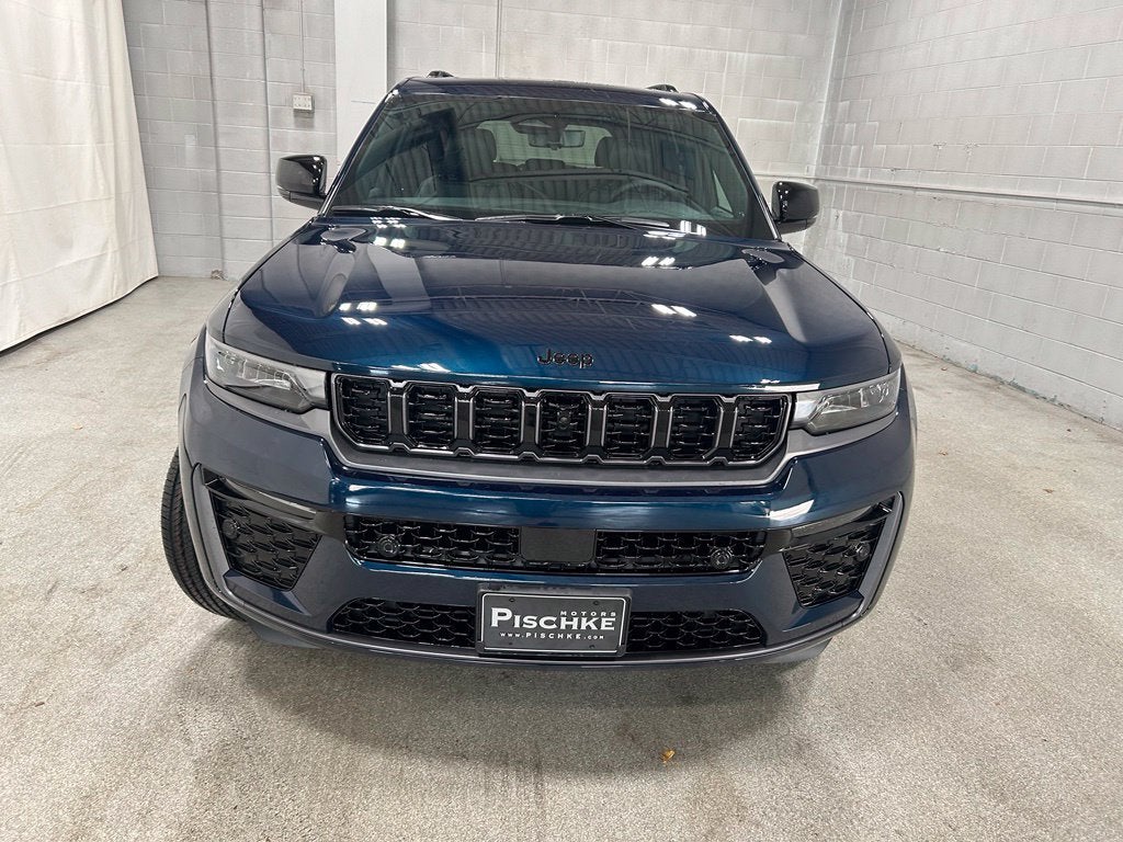 2027 Jeep Grand Cherokee GRAND CHEROKEE LIMITED RESERVE 4X4