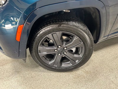 2027 Jeep Grand Cherokee GRAND CHEROKEE LIMITED RESERVE 4X4