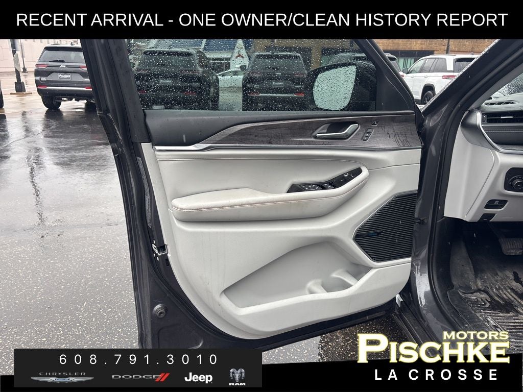 2022 Jeep Grand Cherokee Overland 4x4