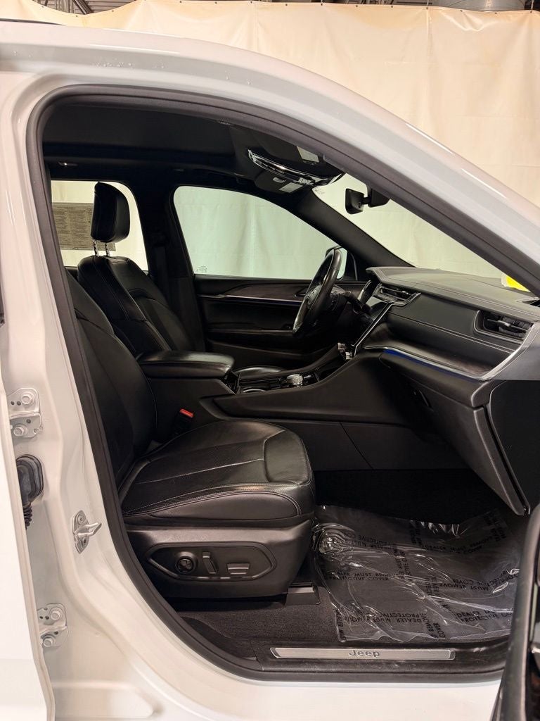 2022 Jeep Grand Cherokee Overland 4x4