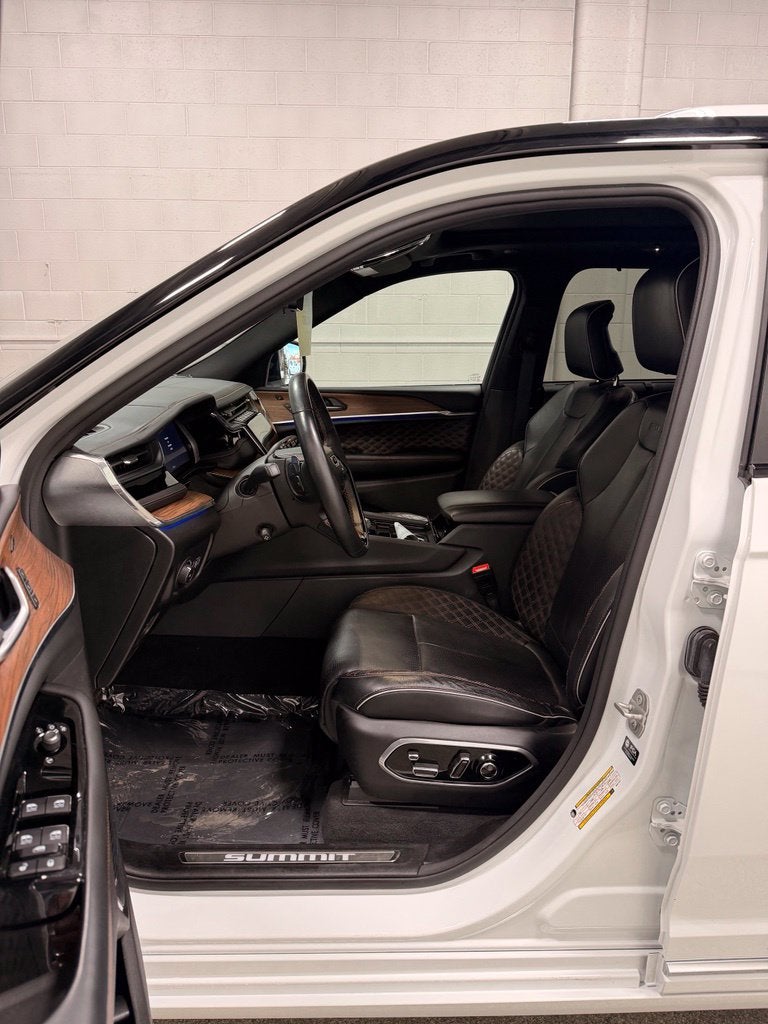 2024 Jeep Grand Cherokee Summit 4x4