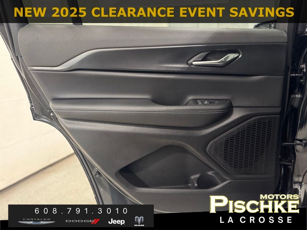 2025 Jeep Grand Cherokee GRAND CHEROKEE L ALTITUDE X 4X4