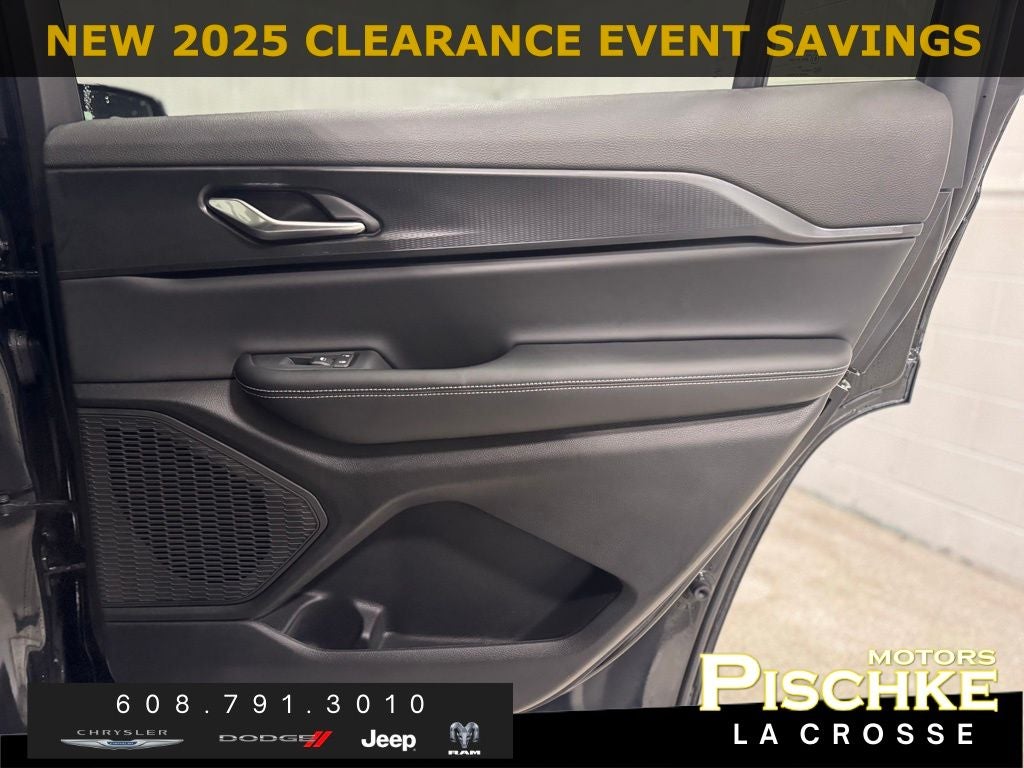 2025 Jeep Grand Cherokee GRAND CHEROKEE L ALTITUDE X 4X4