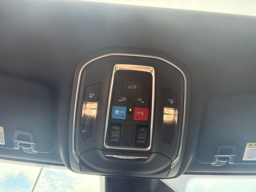 2023 Jeep Grand Cherokee L Altitude 4x4