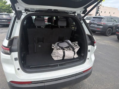 2023 Jeep Grand Cherokee L Altitude 4x4