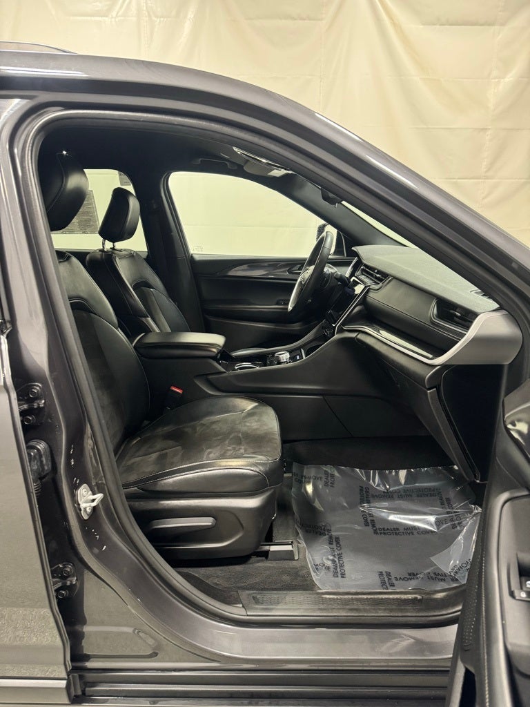 2023 Jeep Grand Cherokee L Altitude 4x4