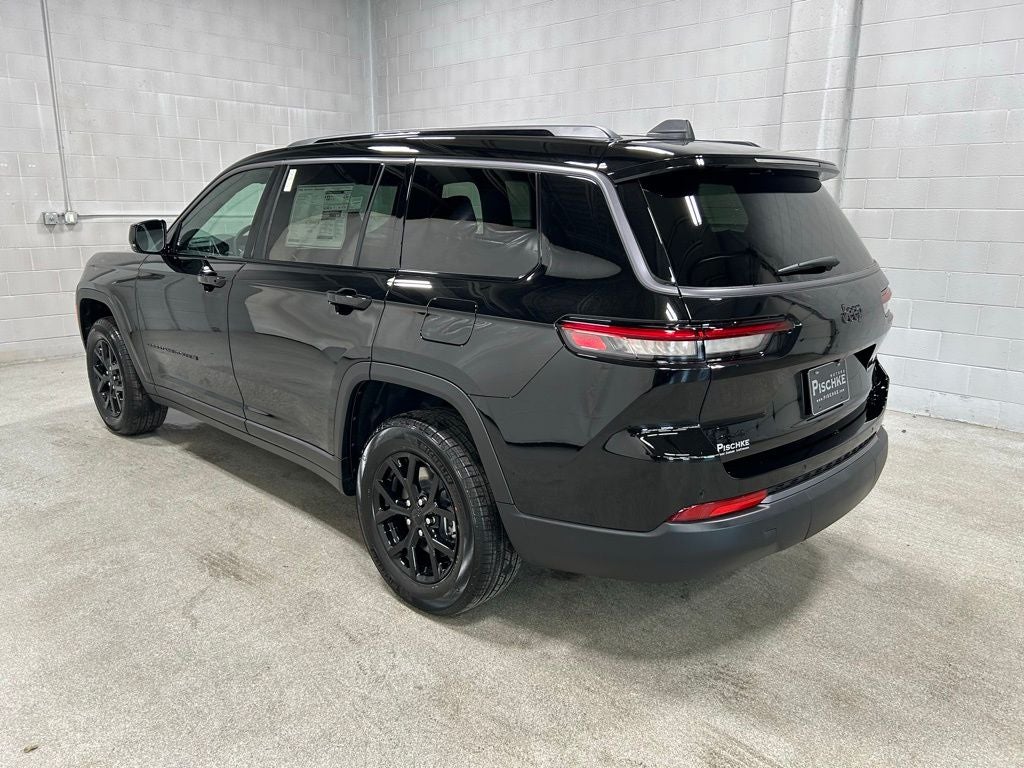 2026 Jeep Grand Cherokee GRAND CHEROKEE L LAREDO ALTITUDE 4X4