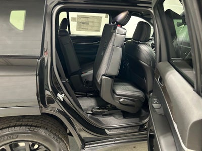2026 Jeep Grand Cherokee GRAND CHEROKEE L LAREDO ALTITUDE 4X4