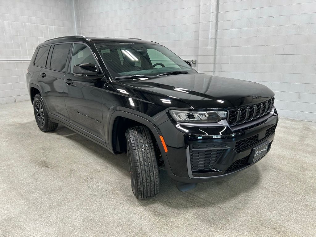 2026 Jeep Grand Cherokee GRAND CHEROKEE L LAREDO ALTITUDE 4X4