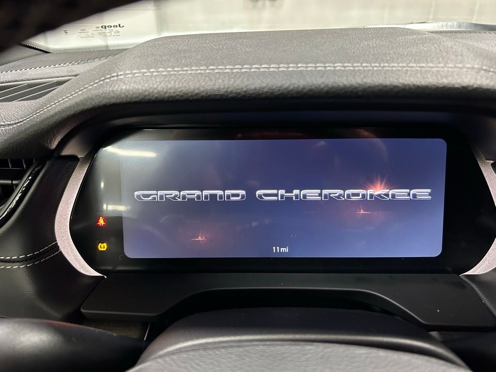 2026 Jeep Grand Cherokee GRAND CHEROKEE L LAREDO ALTITUDE 4X4