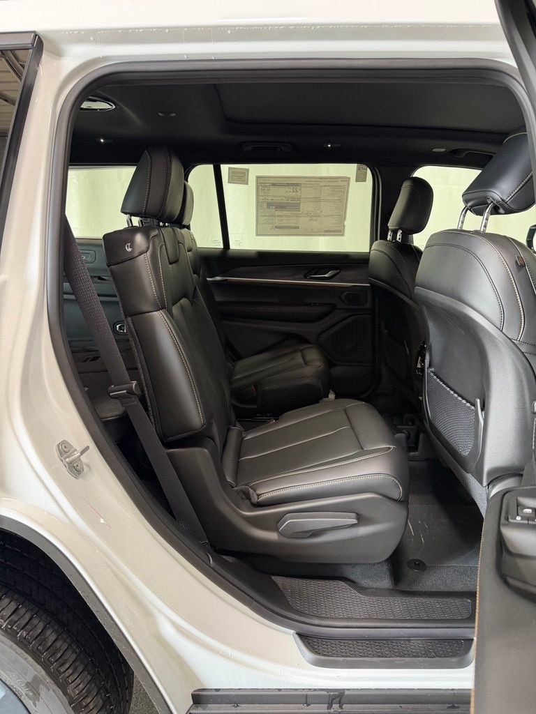 2026 Jeep Grand Cherokee GRAND CHEROKEE L 85TH ANNIVERSARY EDITION 4X4