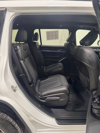 2023 Jeep Grand Cherokee L Overland 4x4