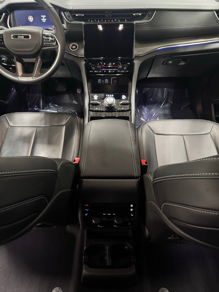 2023 Jeep Grand Cherokee L Overland 4x4