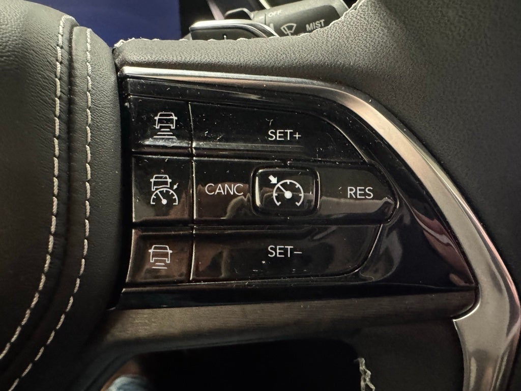 2023 Jeep Grand Cherokee L Overland 4x4