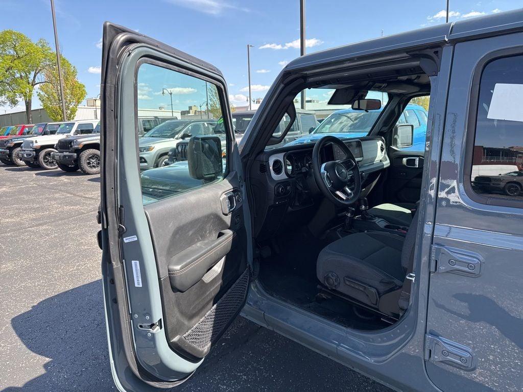 2025 Jeep Wrangler 4xe Sahara 4xe