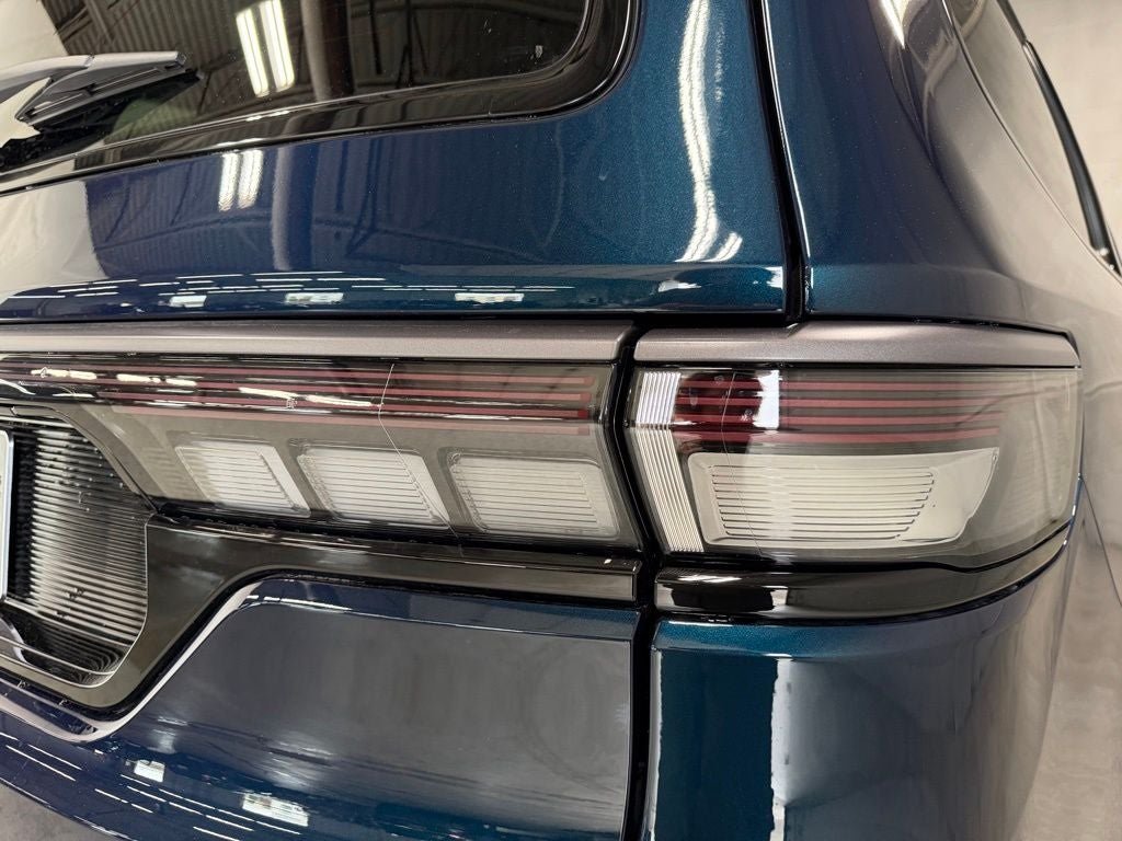 2026 Jeep Grand Wagoneer GRAND WAGONEER UPLAND 4X4