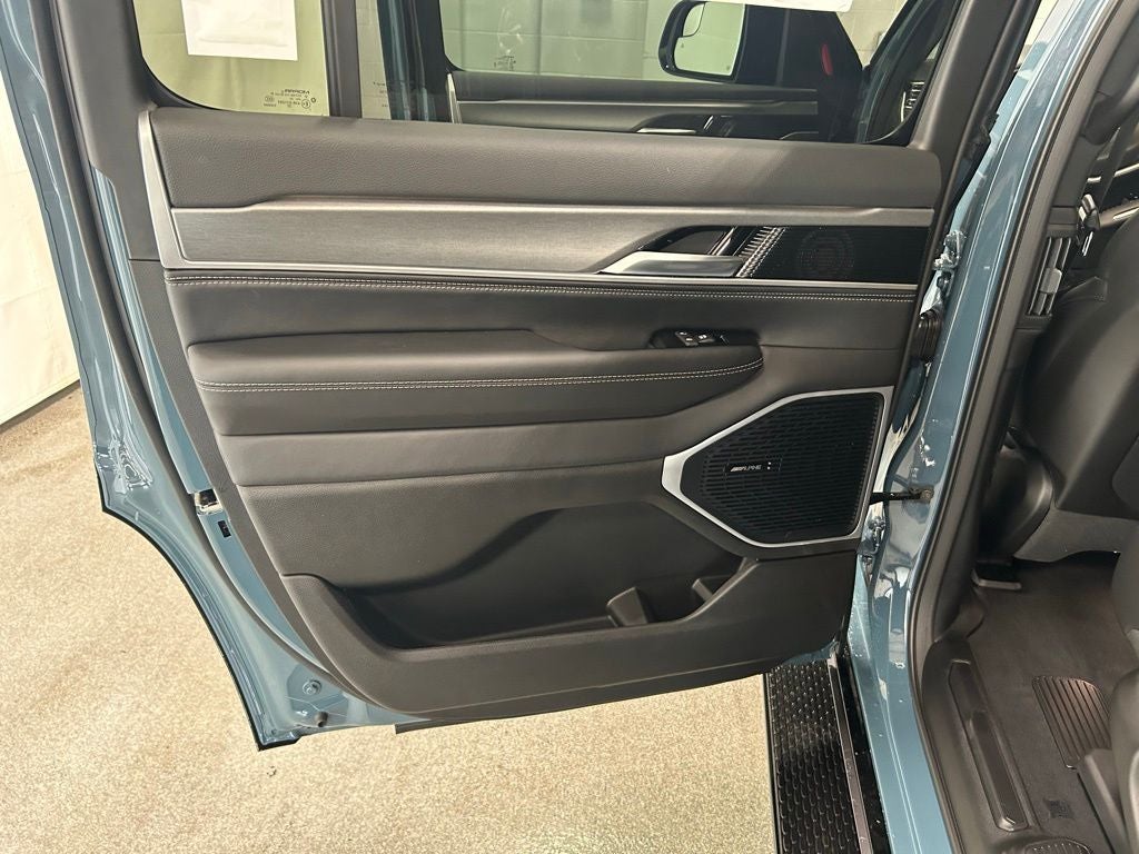 2026 Jeep Grand Wagoneer GRAND WAGONEER UPLAND 4X4