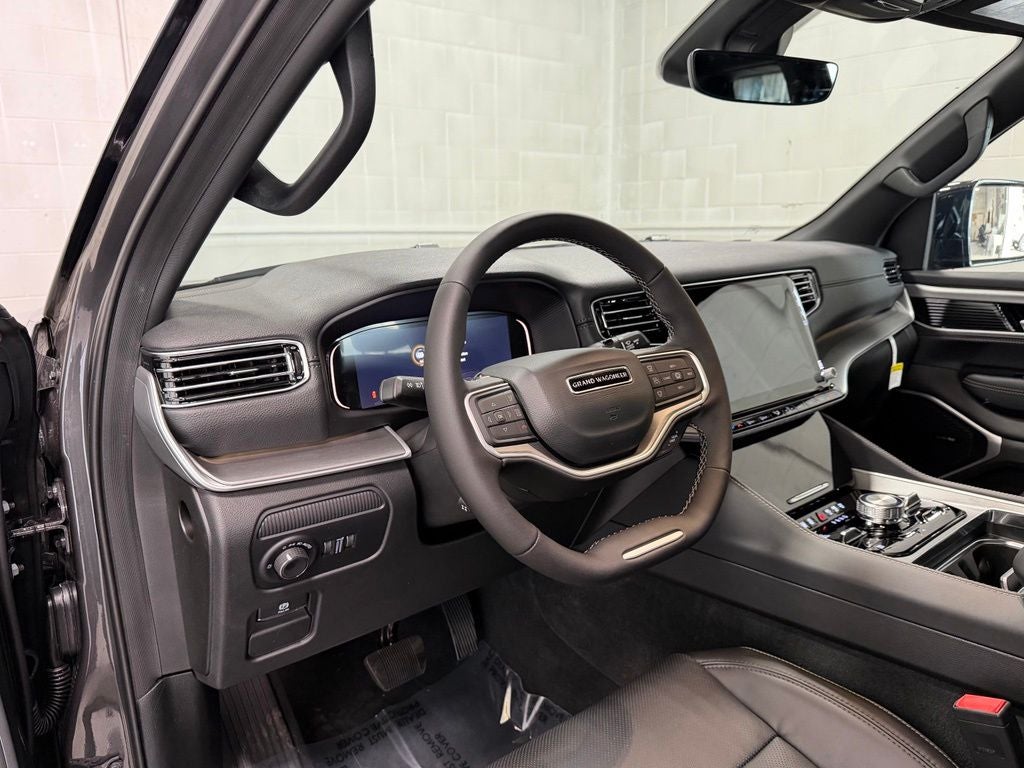 2026 Jeep Grand Wagoneer GRAND WAGONEER UPLAND 4X4