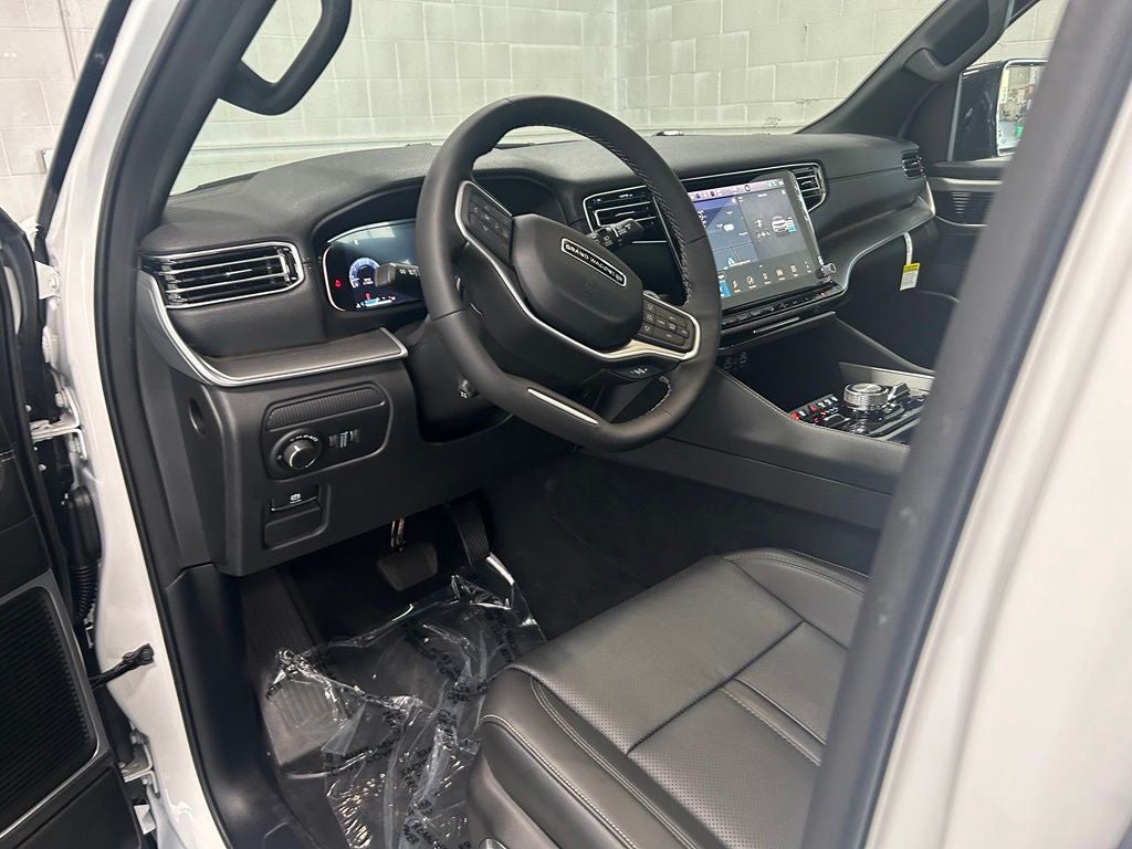 2026 Jeep Grand Wagoneer GRAND WAGONEER UPLAND 4X4