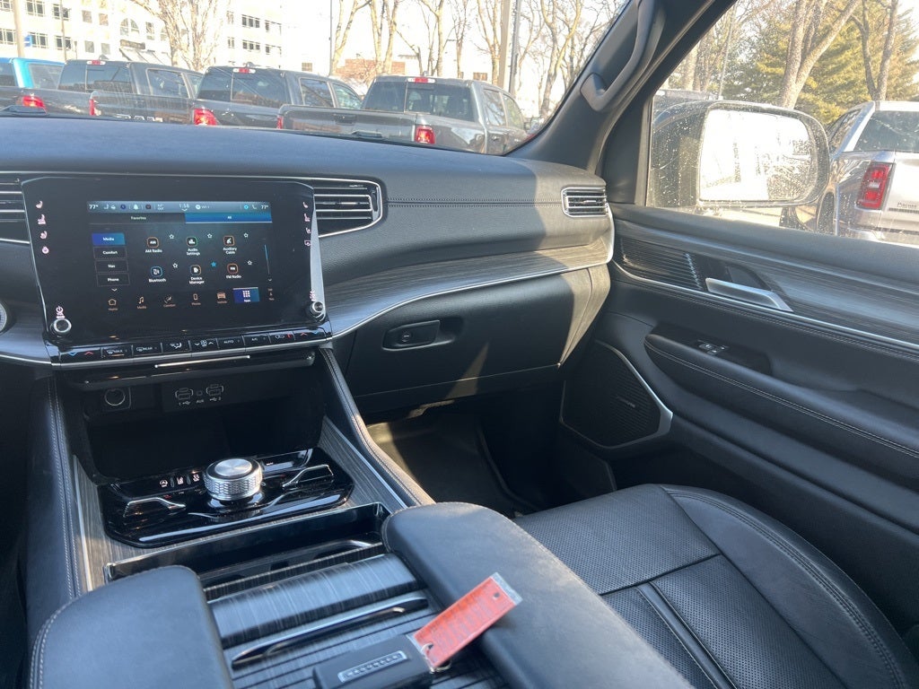 2024 Jeep Wagoneer Series III 4x4