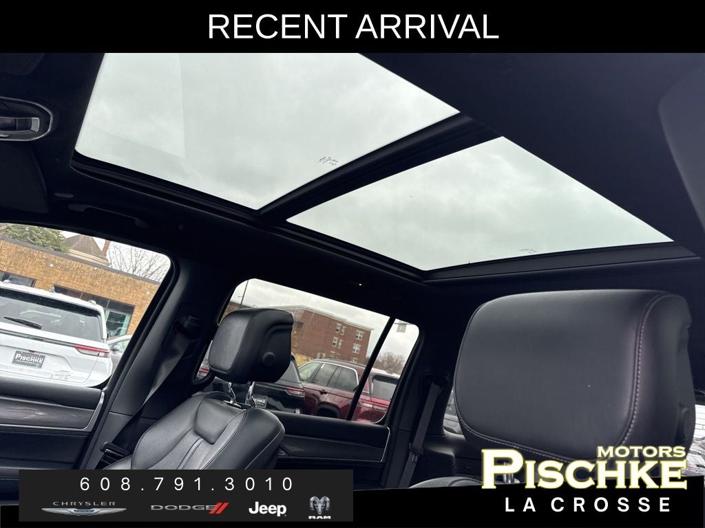 2022 Jeep Wagoneer Series III Carbide 4x4