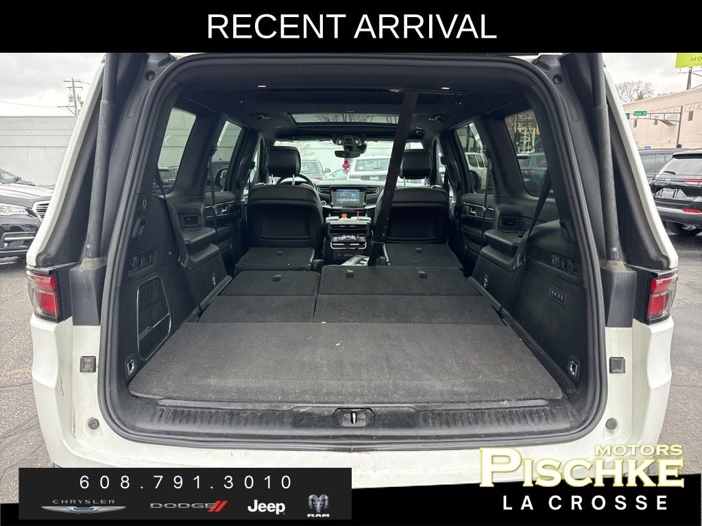 2022 Jeep Wagoneer Series III Carbide 4x4